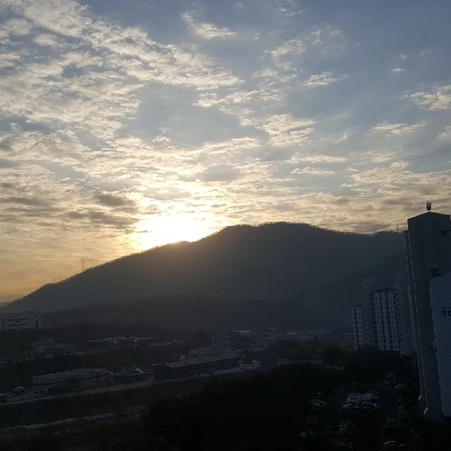 아자
