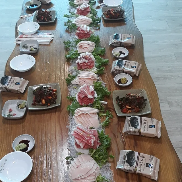 알뜰살뜰