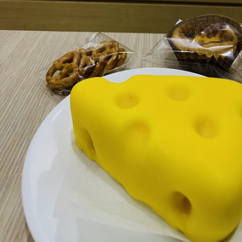 톰엔제리0치즈케익