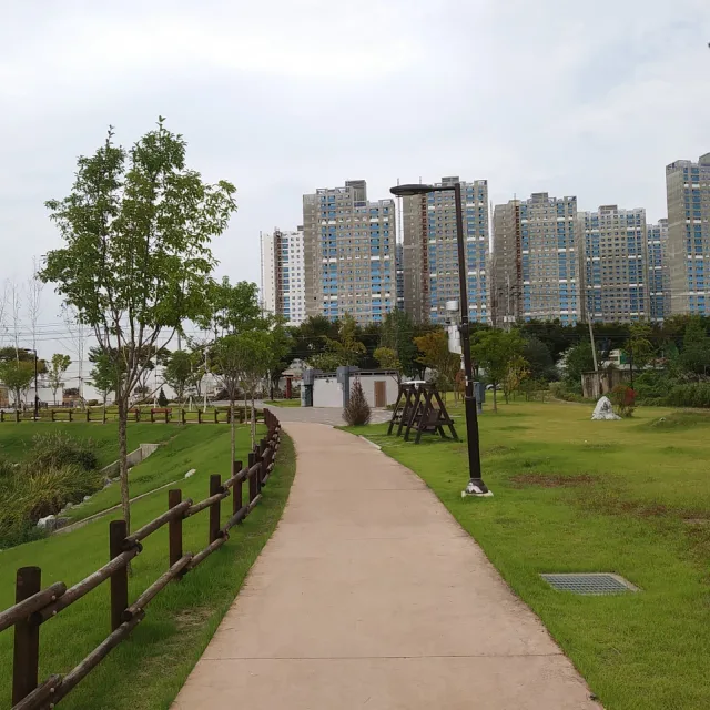 유누