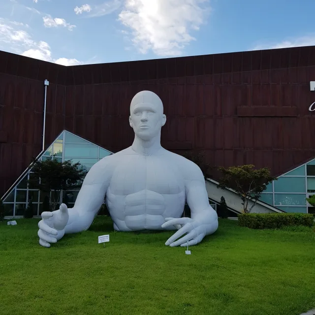 lee