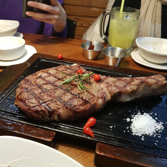 당그르르