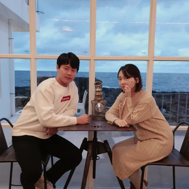 김유