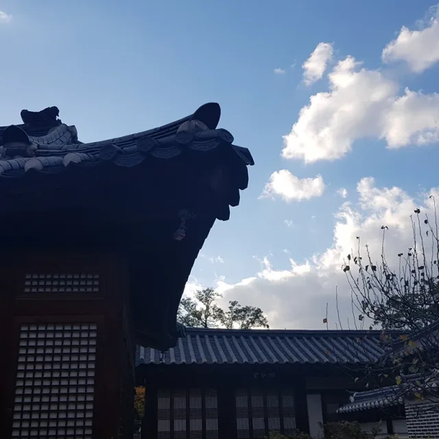 인스맘
