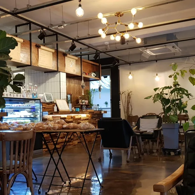 칠천피트
