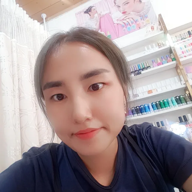블랑블랑피부네일