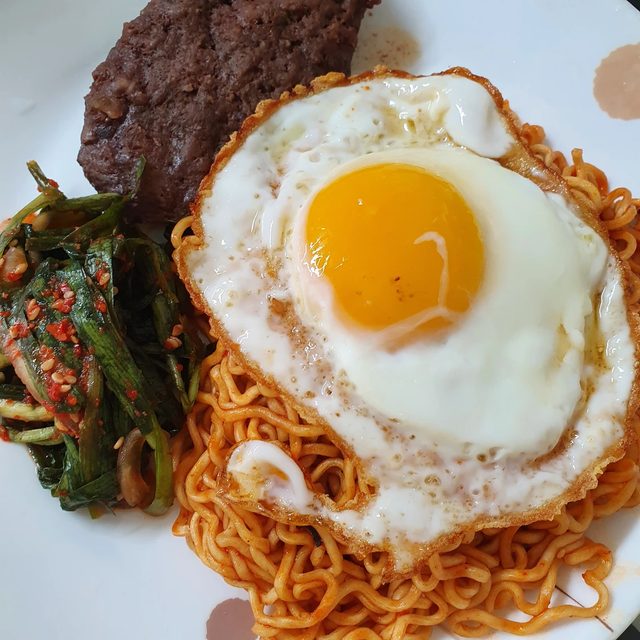 불닭보끔면