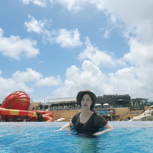 임임