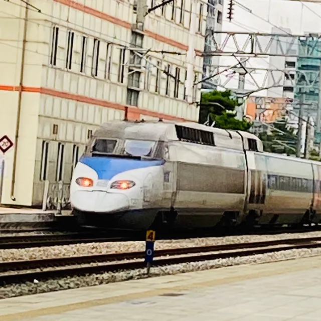 KTX