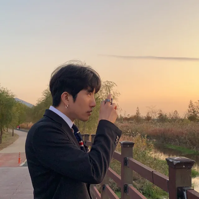 청춘남