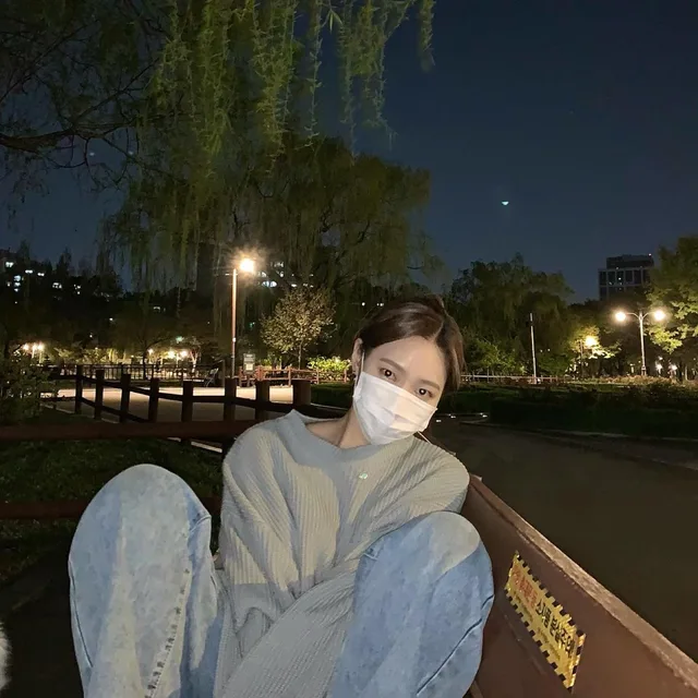 까만용용