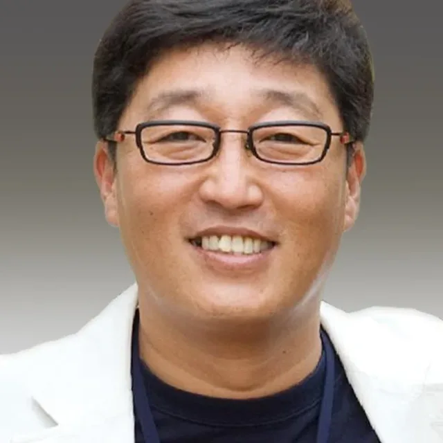 안나수이