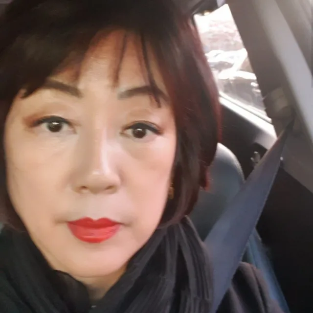 예쁜까치