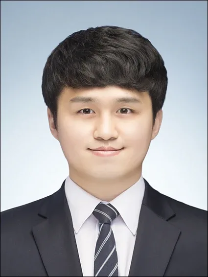 황현태