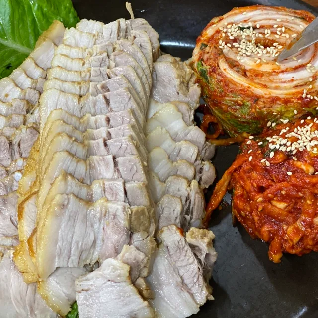 풍뎅이가좋아하는고기보쌈