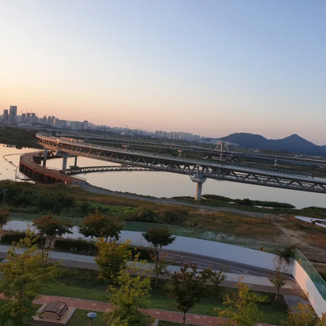 즐거운달