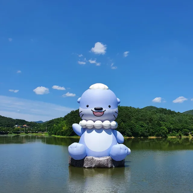 홀로심심
