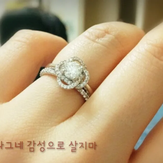 봄새싹빛