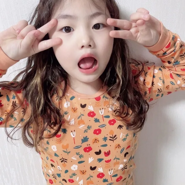 투윤