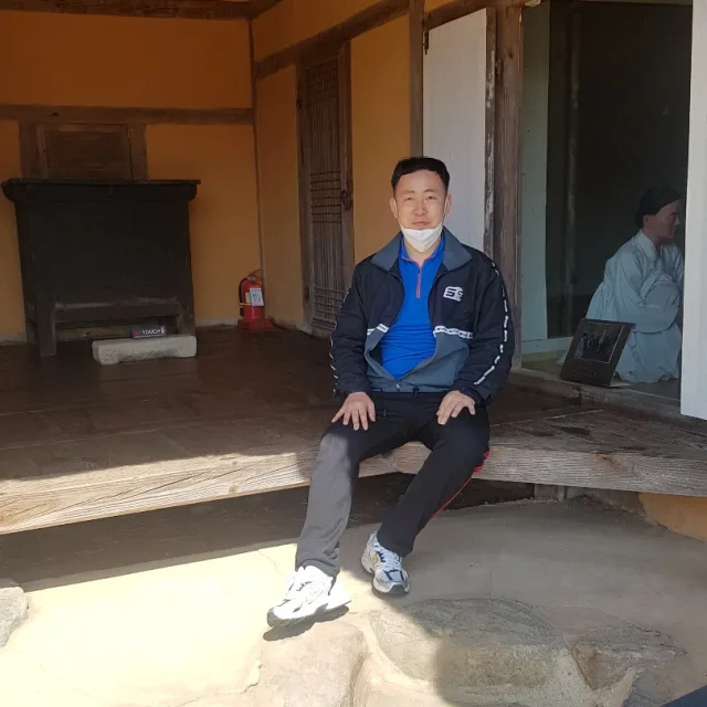 도라도리