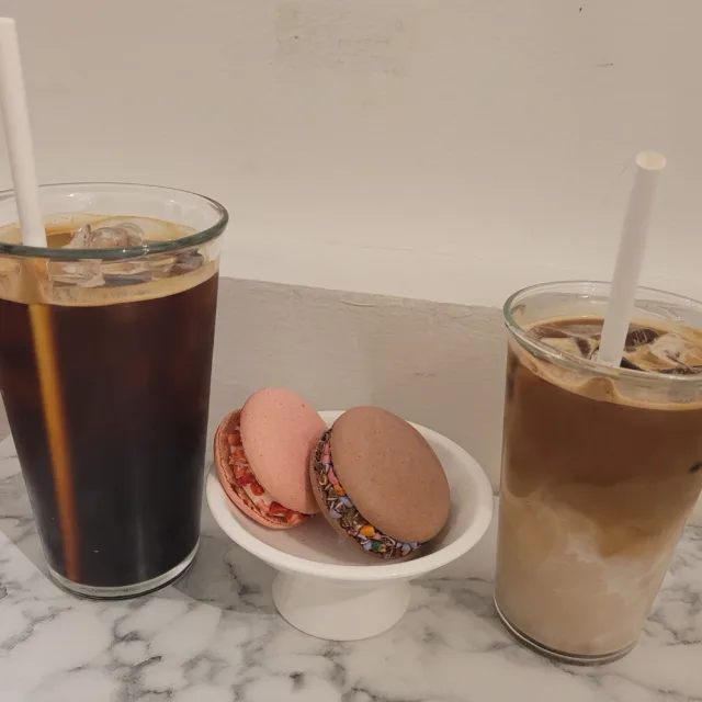 마카롱한입