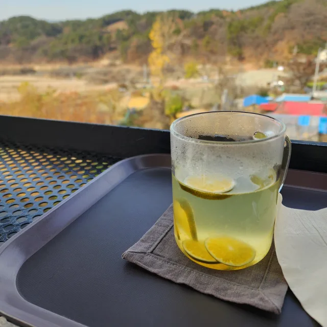 둥글