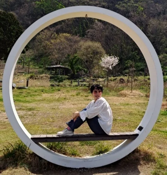 웃낀배꼽