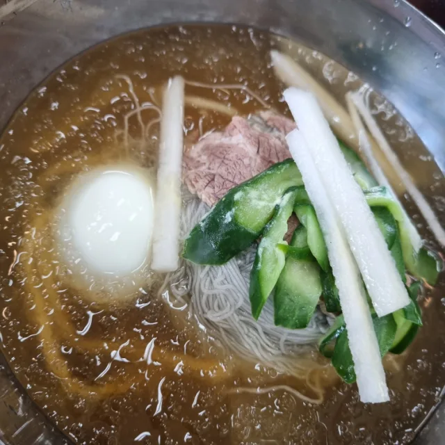 여름엔냉면