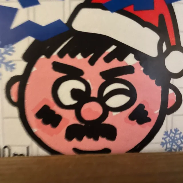 4989