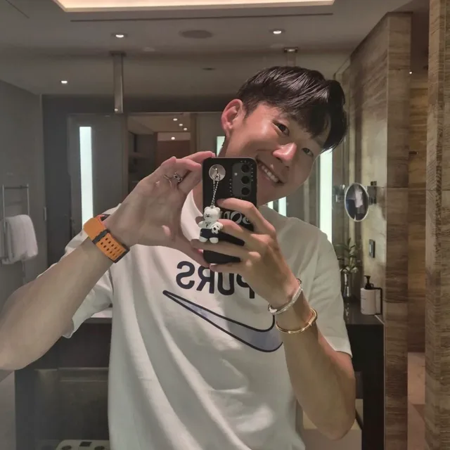 톹흐넘