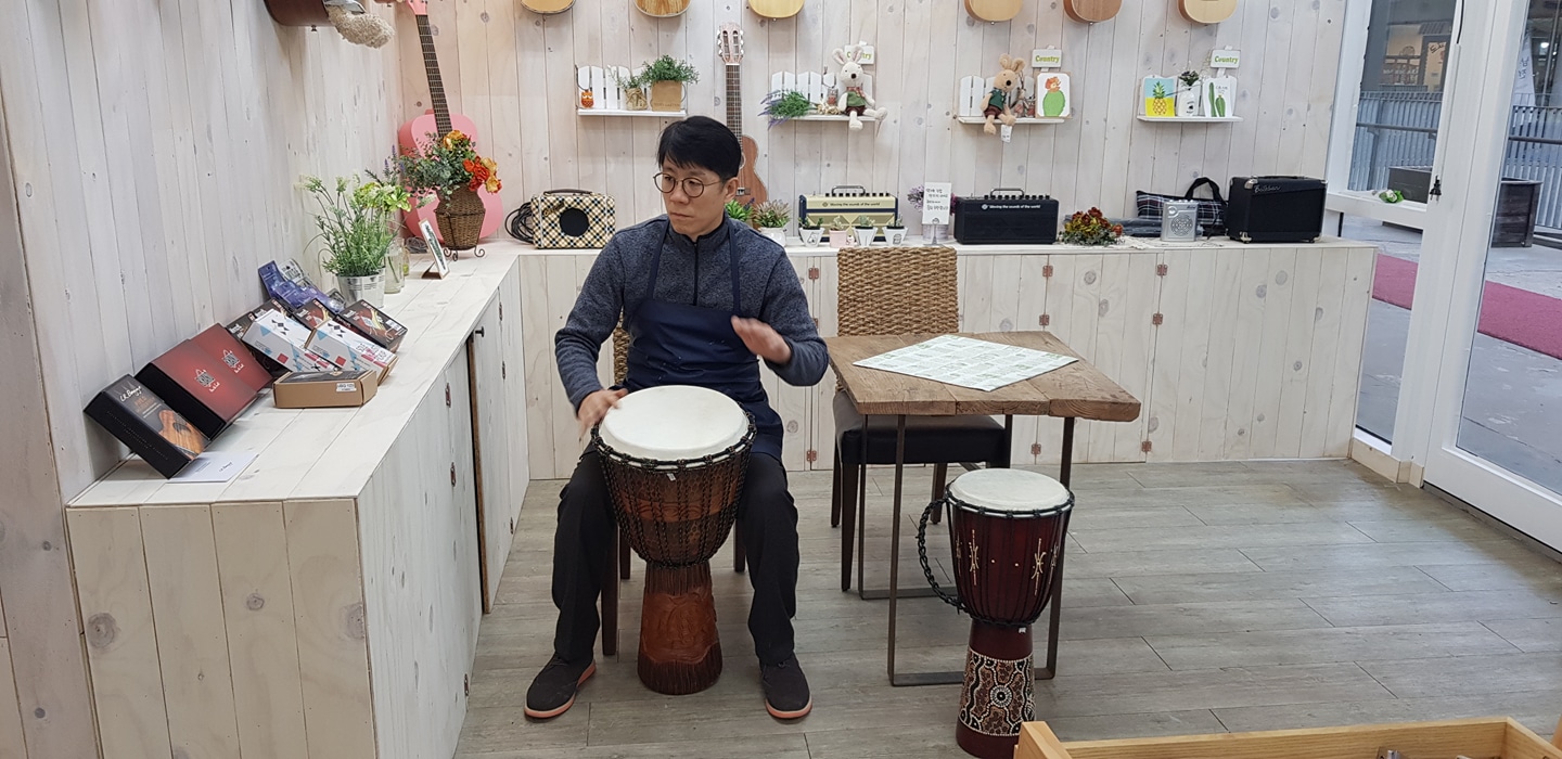 유크스토리-(우쿨렐레이야기) picture 6