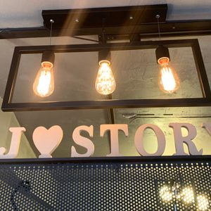 J.sToRy